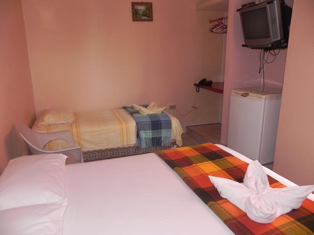 Hostal La Posada De Jose Carlos ปูแอร์โต บาเกริโซ โมเรโน ห้อง รูปภาพ