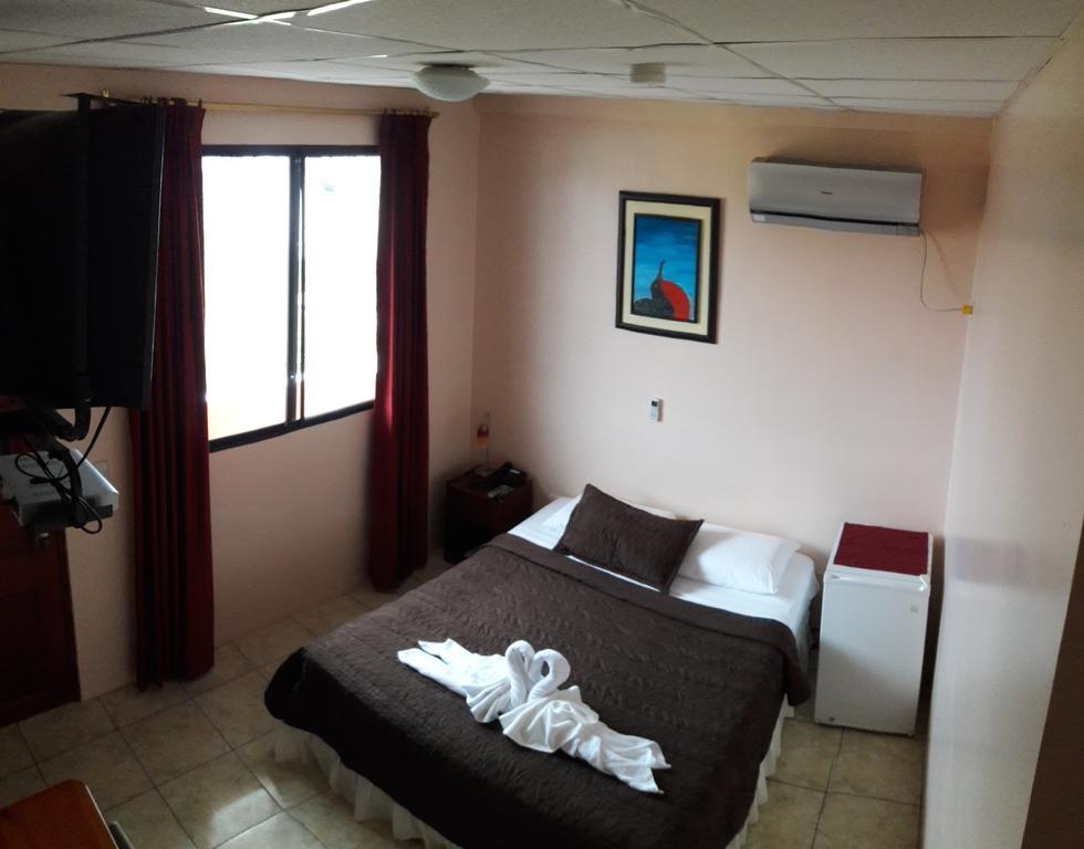 Hostal La Posada De Jose Carlos ปูแอร์โต บาเกริโซ โมเรโน ภายนอก รูปภาพ